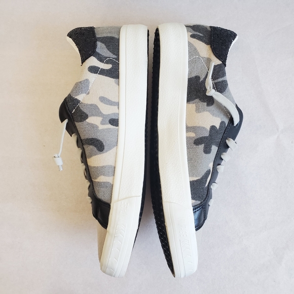 New Vintage Havana Gail Camo Glitter Sneakers - Picture 6 of 7